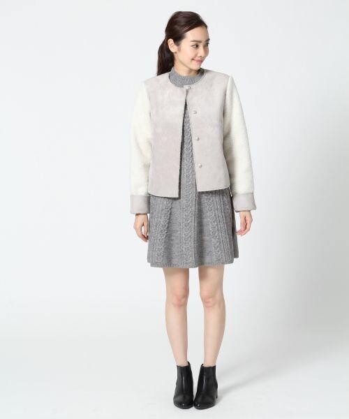 A part by（アパートバイ）の「Ｆムートンノーカラージャケット（ジャケット/アウター・レディース・ブラック/グレー・Ｍ/Ｌ）」の5枚目の写真