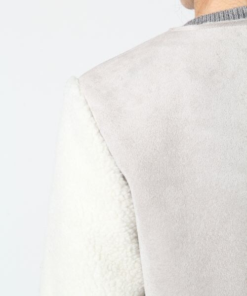 A part by（アパートバイ）の「Ｆムートンノーカラージャケット（ジャケット/アウター・レディース・ブラック/グレー・Ｍ/Ｌ）」の12枚目の写真