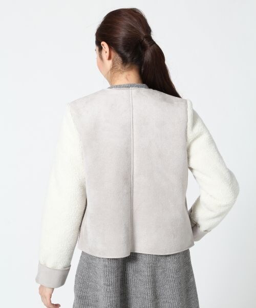 A part by（アパートバイ）の「Ｆムートンノーカラージャケット（ジャケット/アウター・レディース・ブラック/グレー・Ｍ/Ｌ）」の4枚目の写真