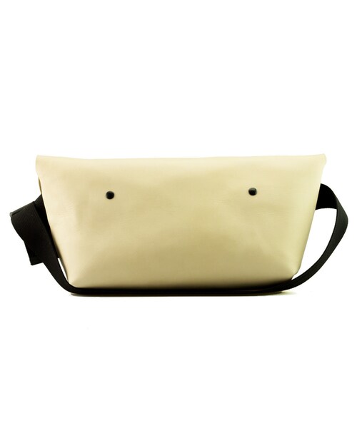 Uni&co.（ユニアンドコー）の「MESSENGER BAG (M)/NATURAL（メッセンジャーバッグ・メンズ・その他）」の3枚目の写真