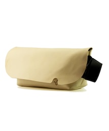 Uni&co.（ユニアンドコー）の「MESSENGER BAG (M)/NATURAL