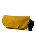 Uni&co.（ユニアンドコー）の「MESSENGER BAG (XS)/BROWNY YELLOW