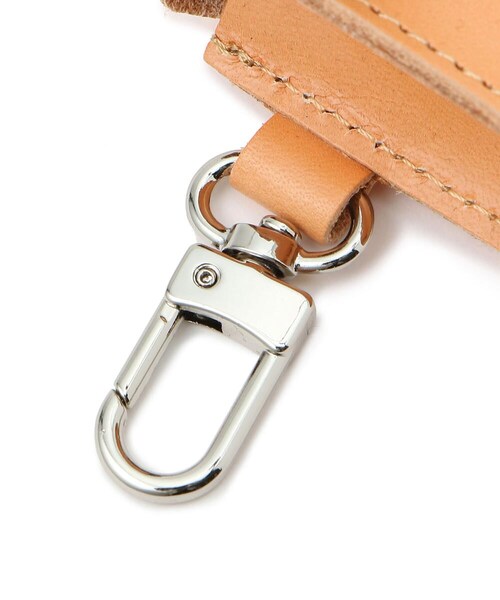 ajew（エジュー）の「ajew/エジュー/air pods Pro tote leather（アクセサリー・BLACK/BEIGE・00）」の6枚目の写真