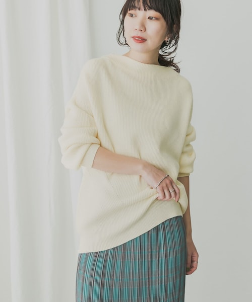 KBF+（ケービーエフプラス）の「KBF+ 片畦ボトルネックニット∴（その他・レディース・PURPLE/D.BROWN/IVORY・one）」の3枚目の写真