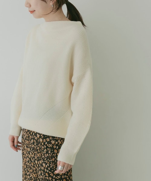 KBF+（ケービーエフプラス）の「KBF+ 片畦ボトルネックニット∴（その他・レディース・PURPLE/D.BROWN/IVORY・one）」の10枚目の写真