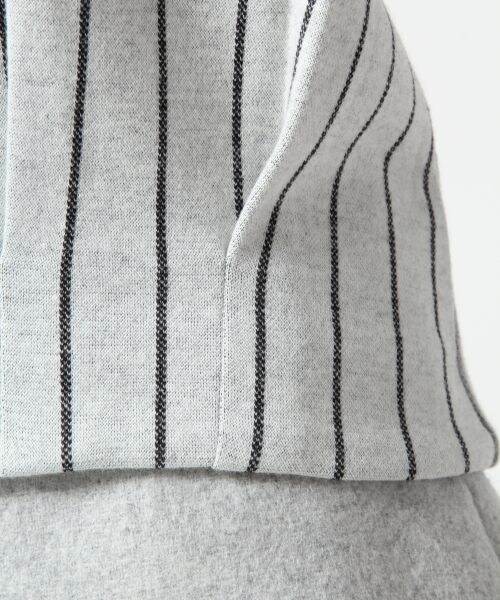 A part by（アパートバイ）の「ピンストライプパフプルオーバーロングスリーブ（トップス・レディース・ホワイト/ブラック/グレー・Ｆ）」の12枚目の写真
