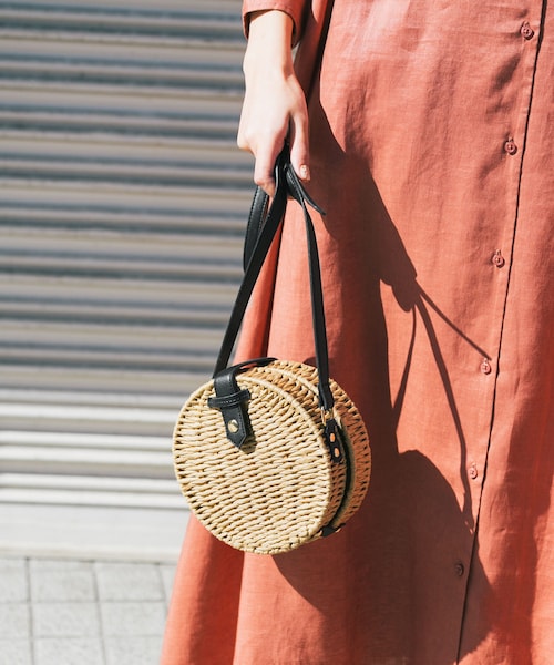 KBF+(ケービーエフプラス)の「KBF+ サークルかごBAG∴(その他・レディース・WHITE/NATURAL・one)」の2枚目の写真