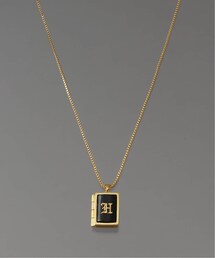 Oriens JOURNAL STANDARD（オリエンス ジャーナルスタンダード）の「BLACK LETTER LOCKET GOLD NECKLACE（腕時計）」