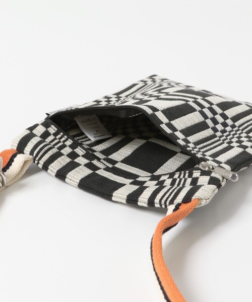 Johanna Gullichsen(ヨハンナグリクセン)の「JOHANNA GULLICHSEN Disco bag(その他・レディース・Lead/Black・one)」の8枚目の写真