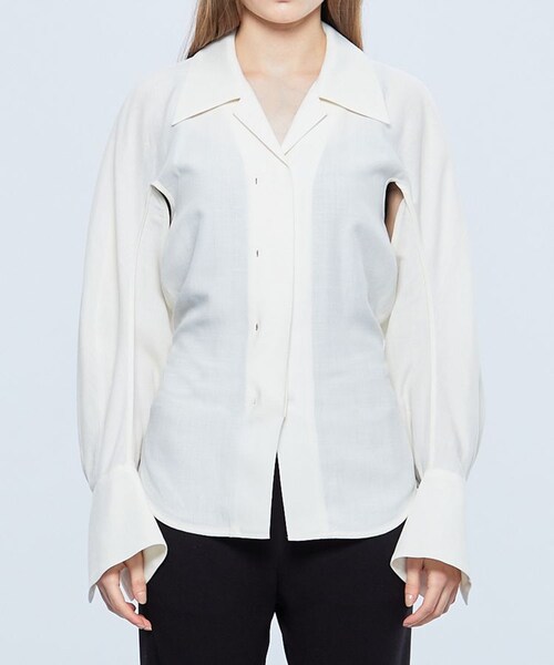 Mame Kurogochi クレープボタン Ｖネック トップス Mame Kurogouchi / マメクロゴウチ | Crepe Buttoned V-Neck Top