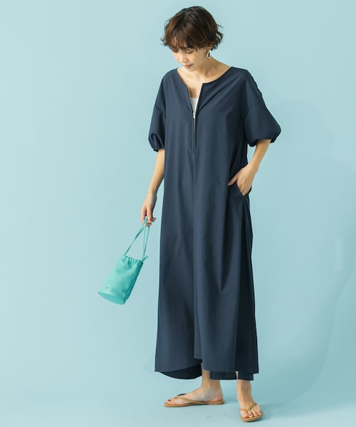 F by ROSSO（エフバイロッソ）の「F by ROSSO UVカットVネックボリュームワンピース（その他・レディース・L/GRAGE/LIME/PINK/NAVY・FREE）」の3枚目の写真