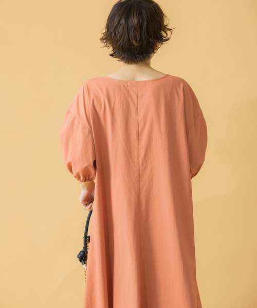 F by ROSSO（エフバイロッソ）の「F by ROSSO UVカットVネックボリュームワンピース（その他・レディース・L/GRAGE/LIME/PINK/NAVY・FREE）」の20枚目の写真