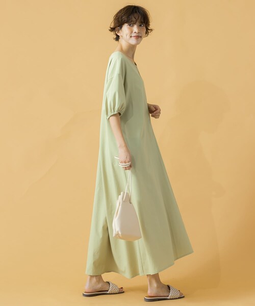 F by ROSSO（エフバイロッソ）の「F by ROSSO UVカットVネックボリュームワンピース（その他・レディース・L/GRAGE/LIME/PINK/NAVY・FREE）」の17枚目の写真