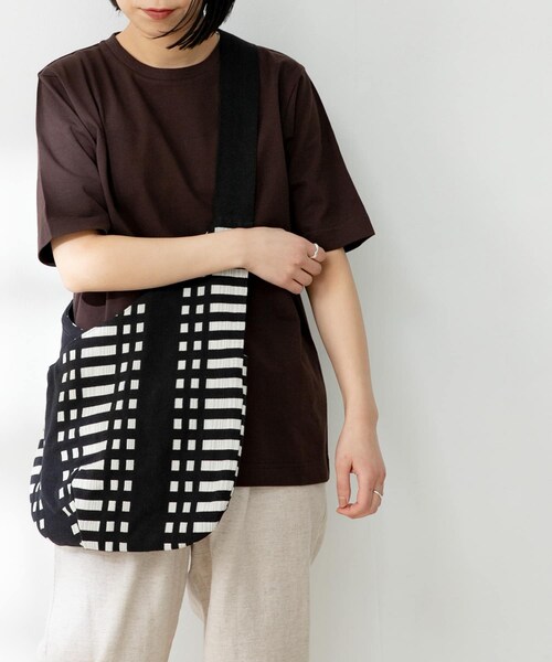 FORK&SPOON(フォークアンドスプーン)の「FORK&SPOON オーガニックコットンショートスリーブTシャツ(その他・レディース・ICE GREEN/BROWN/OFF/BLACK・one)」の5枚目の写真