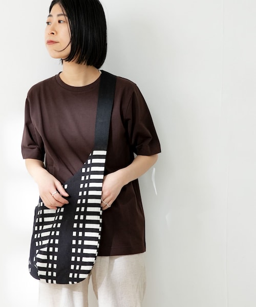 FORK&SPOON(フォークアンドスプーン)の「FORK&SPOON オーガニックコットンショートスリーブTシャツ(その他・レディース・ICE GREEN/BROWN/OFF/BLACK・one)」の4枚目の写真