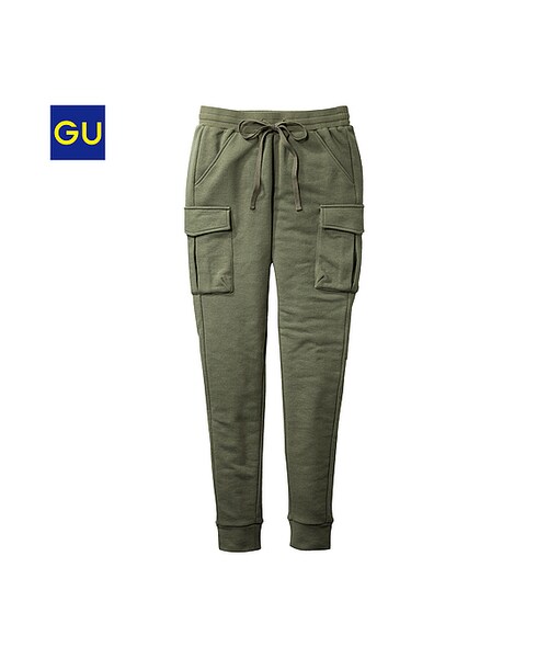 GU(ジーユー)の「(GU)カットソートラックカーゴパンツ(WOMEN ⁄ パンツ・その他・レディース・BLACK/DARK GREEN・L/M/S/XL)」の2枚目の写真