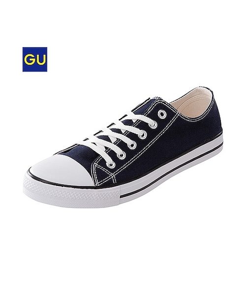 GU（ジーユー）の「（GU）キャンバスシューズ（MEN ⁄ ブーツ・シューズ・メンズ・88/BLACK/NAVY/WHITE/RED/BLUE・24.0cm/25.0cm/23.0cm/26.0cm/28.0cm/27.0cm）」の4枚目の写真