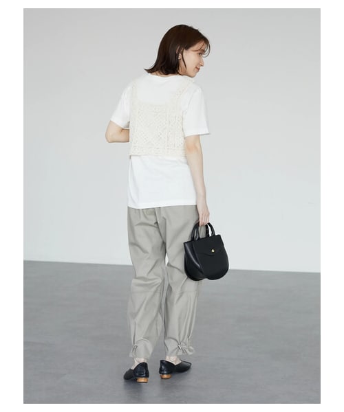 Green　Parks（グリーンパークス）の「・SUGAR SPOON カギ針風ベスト（トップス・グレー/ブラック/ナチュラル/ライトブルー・F）」の4枚目の写真