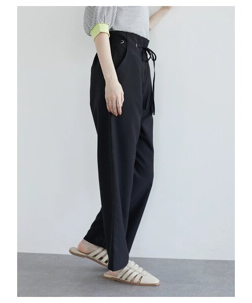 Green Parks(グリーンパークス)の「・ELENCARE DUE ハトメ付ワイドパンツ(パンツ・ブラック/レッド/カーキ・F)」の5枚目の写真