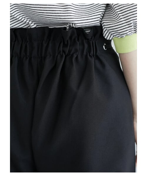 Green Parks(グリーンパークス)の「・ELENCARE DUE ハトメ付ワイドパンツ(パンツ・ブラック/レッド/カーキ・F)」の8枚目の写真