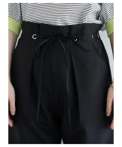 Green Parks(グリーンパークス)の「・ELENCARE DUE ハトメ付ワイドパンツ(パンツ・ブラック/レッド/カーキ・F)」の6枚目の写真