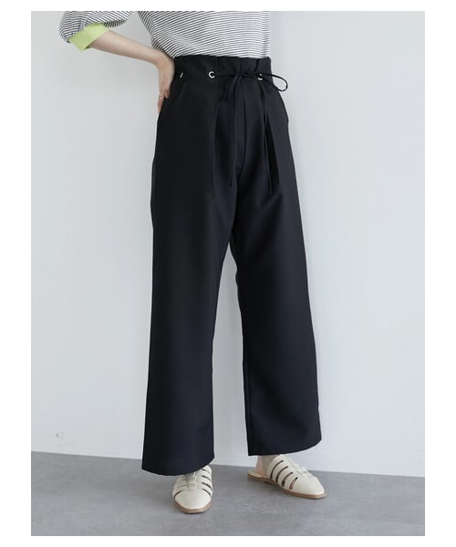 Green Parks(グリーンパークス)の「・ELENCARE DUE ハトメ付ワイドパンツ(パンツ・ブラック/レッド/カーキ・F)」の1枚目の写真