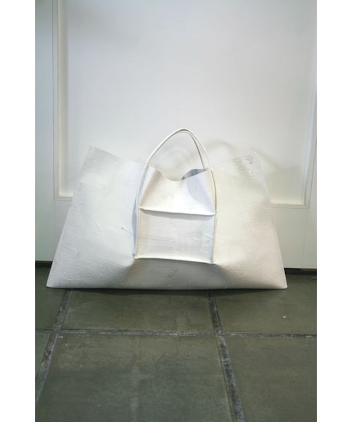 Kagari Yusuke（カガリユウスケ）の「KAGARI YUSUKE / カガリユウスケ　横型　ウォールスクエア　トートバッグ　　札幌セレクトショップNOIR（トートバッグ・メンズ・その他）」の3枚目の写真