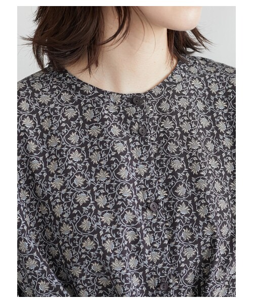 Green Parks(グリーンパークス)の「小花柄ワンピース(ワンピース/ドレス・ブラック/ブルー・F)」の7枚目の写真