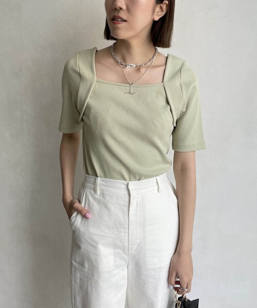 CAPRICIEUX LE'MAGE(カプリシューレマージュ)の「ボレロレイヤード風リブTシャツ(Tシャツ/カットソー・レディース・ホワイト/グリーン/ブラック・F)」の1枚目の写真