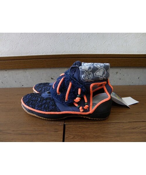 BODYSONG. ボディソング スニーカー シューズ 刺繍 BOA クイック BODYSONG.(ボディソング)FUTUREGRAFSHOE スニーカー