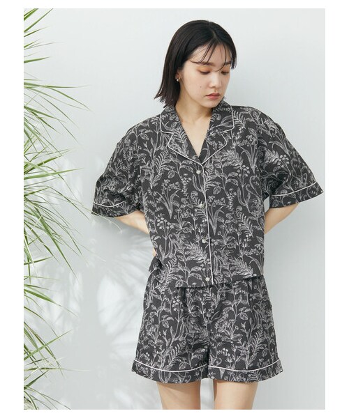 Green　Parks（グリーンパークス）の「【予約】KBF.トワルドジュイ柄ショートパンツ（パンツ・ブラック/グレーベージュ/グリーン/ブルー・F）」の9枚目の写真