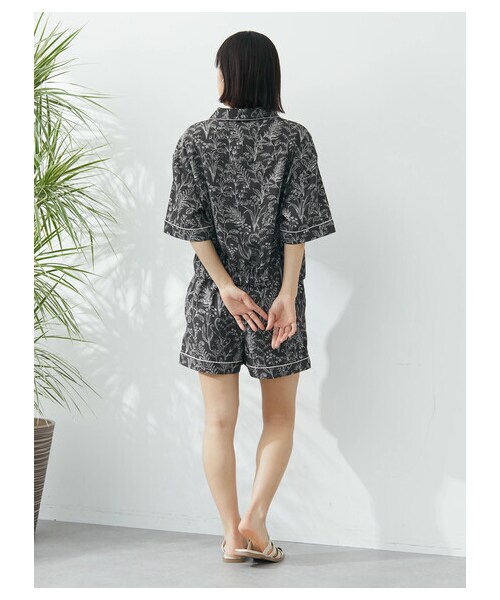 Green　Parks（グリーンパークス）の「【予約】KBF.トワルドジュイ柄ショートパンツ（パンツ・ブラック/グレーベージュ/グリーン/ブルー・F）」の7枚目の写真