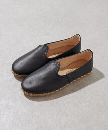 BEARDSLEY | 《予約・SAANAS》フラットシューズ(その他シューズ)