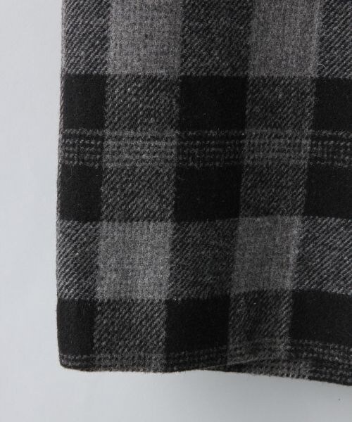 JEANASIS（ジーナシス）の「ツイードチェッククロップドパンツ（パンツ・レディース・グレーチェック/ブラウンチェック・S/M）」の5枚目の写真