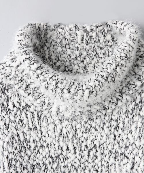 JEANASIS（ジーナシス）の「1.5Gフェザーヤーンプルオーバー（トップス・レディース・ホワイト系/ブラック系/グレー系・FREE）」の5枚目の写真