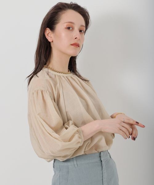 BABYLONE（バビロン）の「シャイニーボイル2WAYブラウス（トップス・レディース・ブラック19/ライトベージュ56/モカ59・FREE）」の4枚目の写真