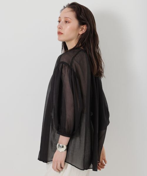 BABYLONE（バビロン）の「シャイニーボイル2WAYブラウス（トップス・レディース・ブラック19/ライトベージュ56/モカ59・FREE）」の18枚目の写真