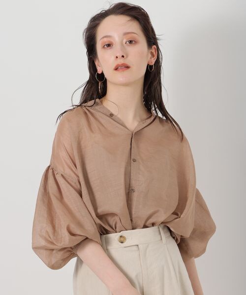 BABYLONE（バビロン）の「シャイニーボイル2WAYブラウス（トップス・レディース・ブラック19/ライトベージュ56/モカ59・FREE）」の3枚目の写真