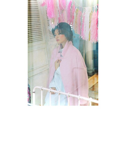 STYLENANDA(スタイルナンダ)の「オーバーサイズダブルチェスターコート(ジャケット/アウター・レディース・ネイビー/カーキ/ベージュ/オレンジ/ピンク/レッド/ブラック/チャコール・フリーサイズ)」の9枚目の写真