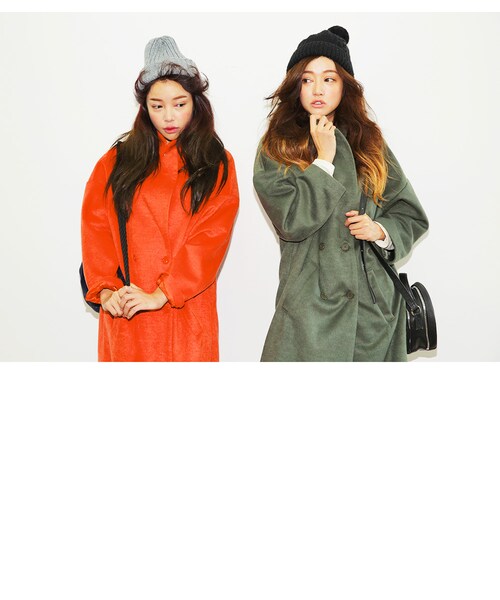 STYLENANDA(スタイルナンダ)の「オーバーサイズダブルチェスターコート(ジャケット/アウター・レディース・ネイビー/カーキ/ベージュ/オレンジ/ピンク/レッド/ブラック/チャコール・フリーサイズ)」の19枚目の写真