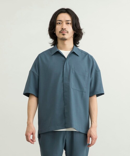 URBAN RESEARCH ID(アーバンリサーチ アイディー)の「URBAN RESEARCH iD 仿亞麻質感短袖襯衫(トップス・メンズ・黑色/薰衣草紫/藍綠色・M/L)」の15枚目の写真