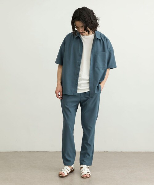 URBAN RESEARCH ID(アーバンリサーチ アイディー)の「URBAN RESEARCH iD 仿亞麻質感短袖襯衫(トップス・メンズ・黑色/薰衣草紫/藍綠色・M/L)」の5枚目の写真