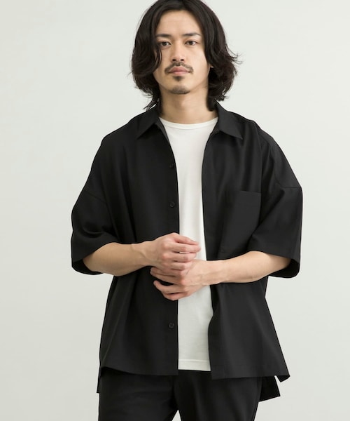 URBAN RESEARCH ID(アーバンリサーチ アイディー)の「URBAN RESEARCH iD 仿亞麻質感短袖襯衫(トップス・メンズ・黑色/薰衣草紫/藍綠色・M/L)」の11枚目の写真