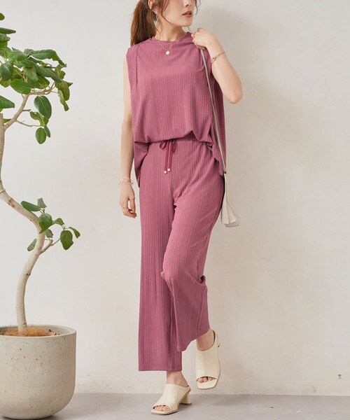 Chez toi(シェトワ)の「カットリブノースリPO×ワイドパンツ(ワンピース・レディース・グレージュ/ピンク/ブラック・F)」の1枚目の写真