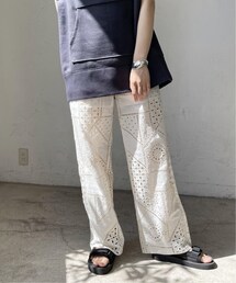 23SS✨スピックアンドスパン エンブロイダリーフレアパンツ レース 刺繍 エンブロイダリーレースフレアパンツ(裏地付き)（ワイドパンツ