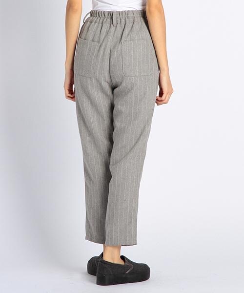 DOUBLE NAME（ダブルネーム）の「ストライプ柄イージーパンツ（パンツ・レディース・ネイビー/チャコールグレー/杢グレー・FREE）」の5枚目の写真