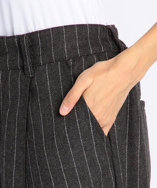 DOUBLE NAME(ダブルネーム)の「ワイドクロップド丈パンツ(無地/ストライプ)(パンツ・レディース・チャコールグレー/柄A/柄B・FREE)」の6枚目の写真