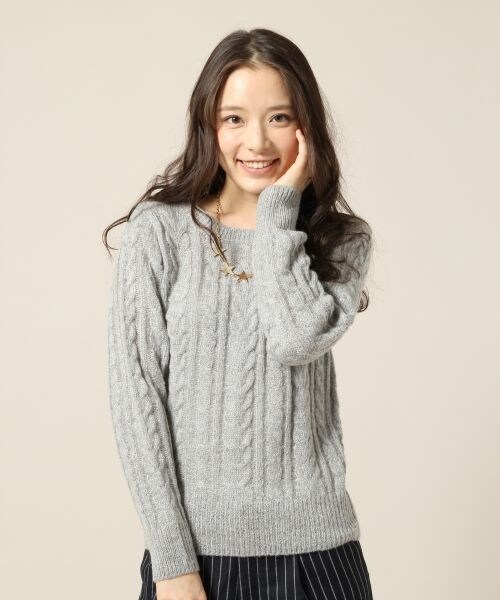 LOWRYS FARM（ローリーズファーム）の「５ゲージACNケーブルプルオーバーロングスリーブ/mikoa（トップス・アイボリー/ブラック/グレー/グリーン・Ｍ/Ｌ）」の3枚目の写真