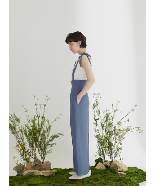 Marjorie（マージョリー）の「象群的簇擁，特色金屬拉鍊蝴蝶結吊帶褲（パンツ・レディース・藍/杏・XS/S/M/L）」の5枚目の写真