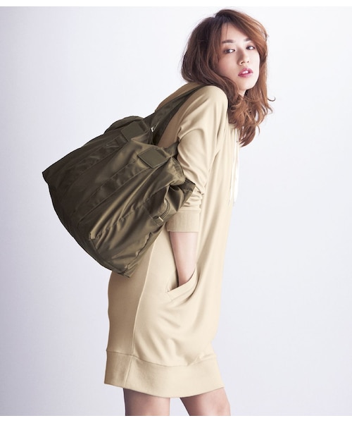Peach John ピーチジョン の ｐｊ ｂａｓｉｃ ダンボールニットフーディワンピ ワンピース ドレス Wear